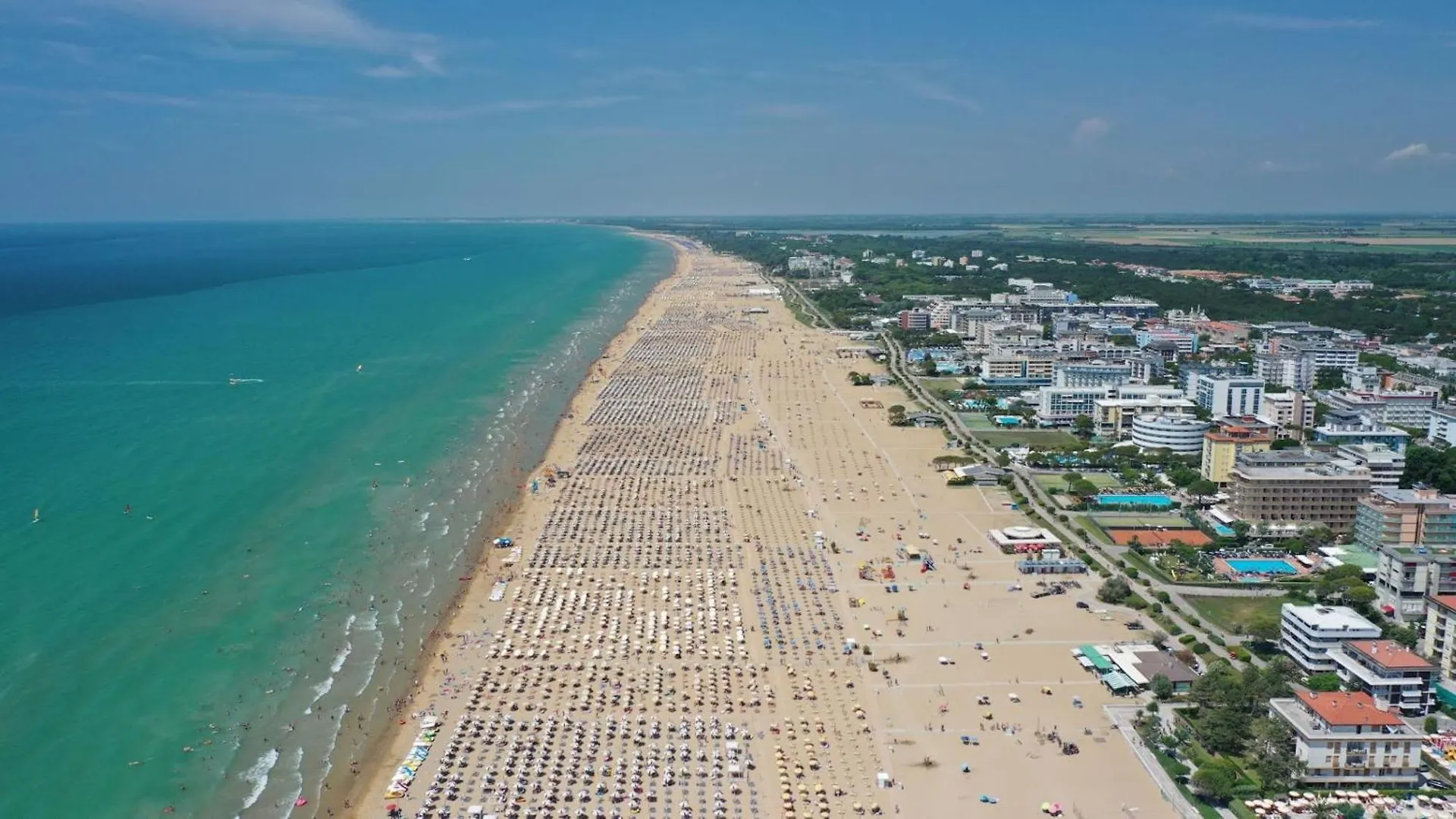 Charmimg Villa 500M From The Beach - Beahost Bibione Apartment