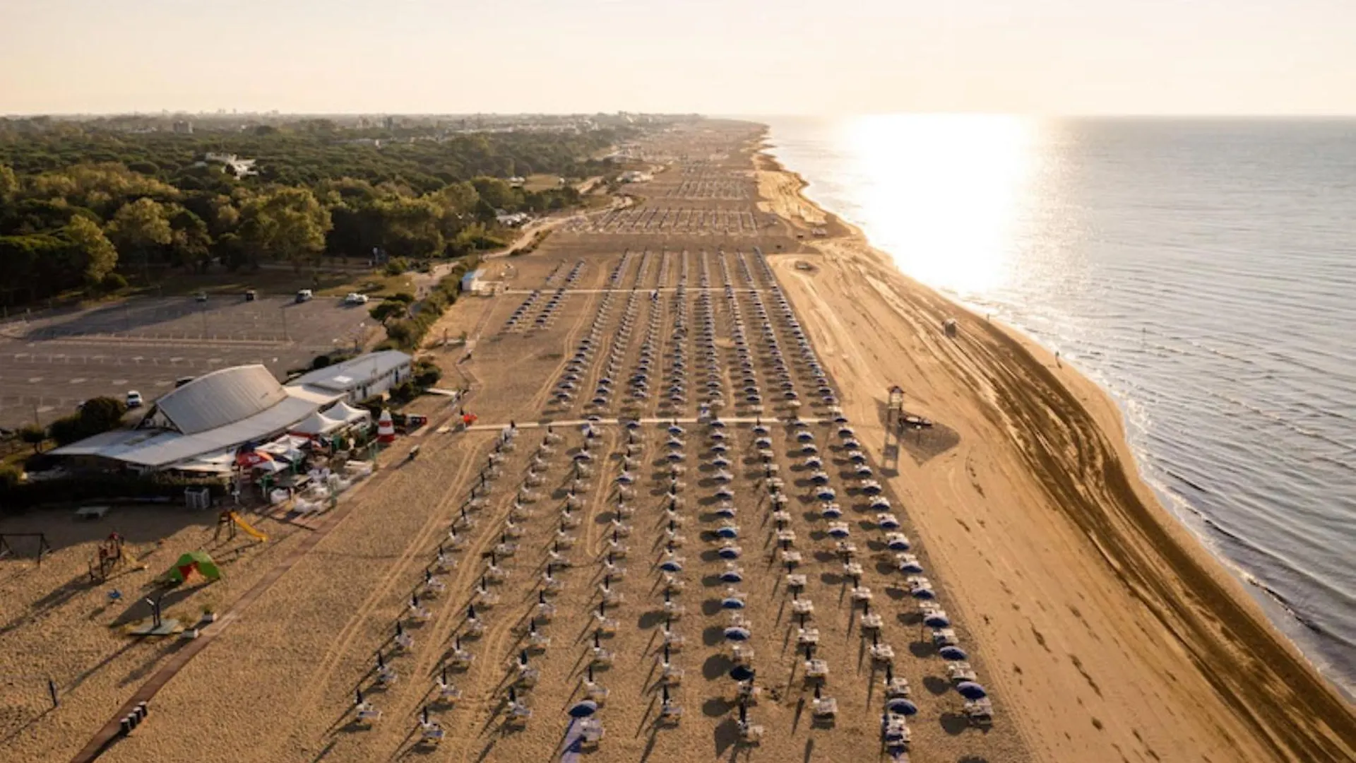 Charmimg Villa 500M From The Beach - Beahost Bibione 0*,