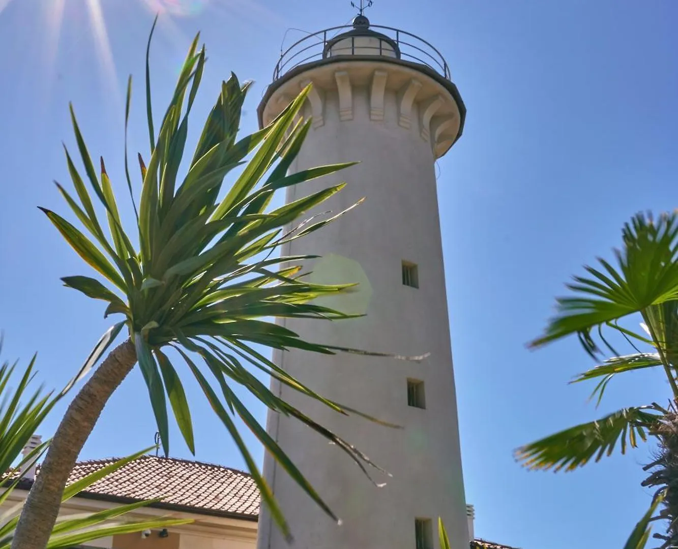 Charmimg Villa 500M From The Beach - Beahost Bibione 0*,  Italy