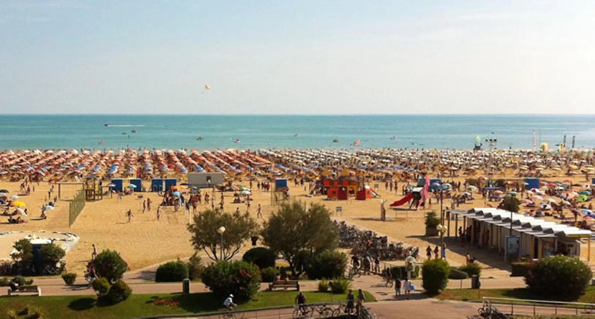 Charmimg Villa 500M From The Beach - Beahost Bibione Italy